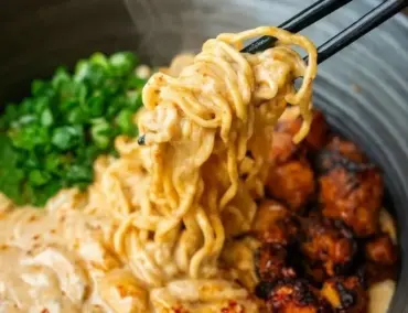 Creamy garlic chicken ramen bowl with toppings, quick weeknight recipe PDF