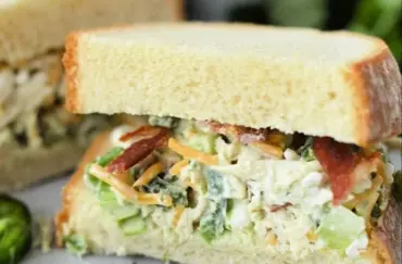 Low carb jalapeno popper cottage cheese chicken salad in a bowl